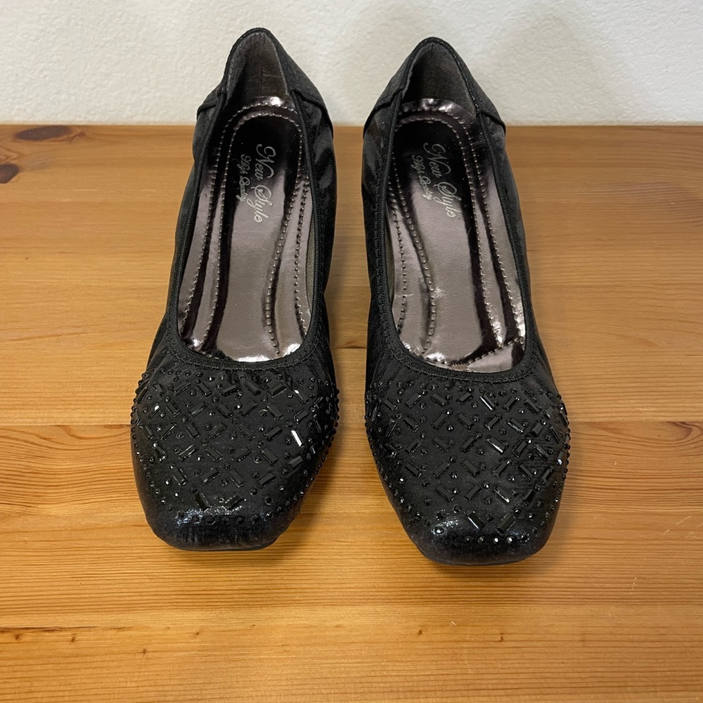 Black flats